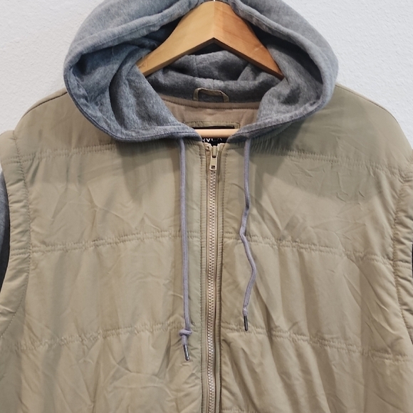 RVCA Logan Hooded Puffer Jacket - Picture 5 of 11